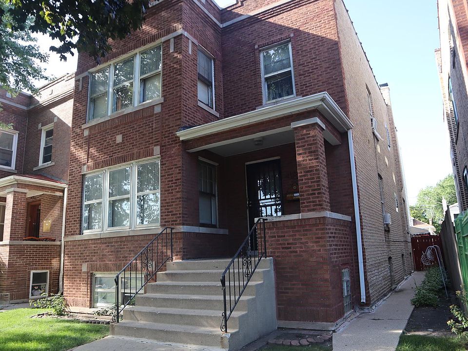 1st image of 4854 W Newport Ave
