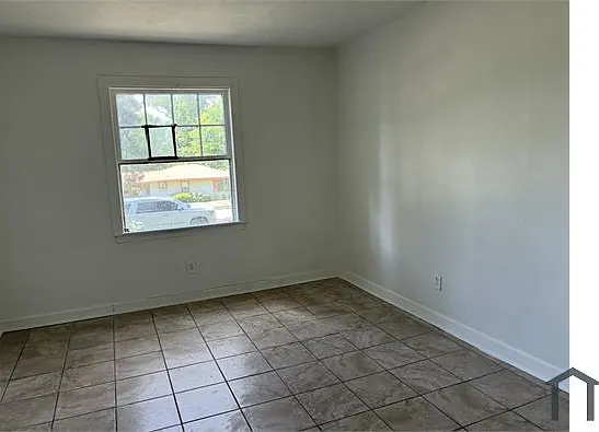 324 Northside Cir — Photo 1