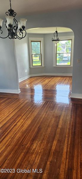 4th image of 2707 Campbell Avenue