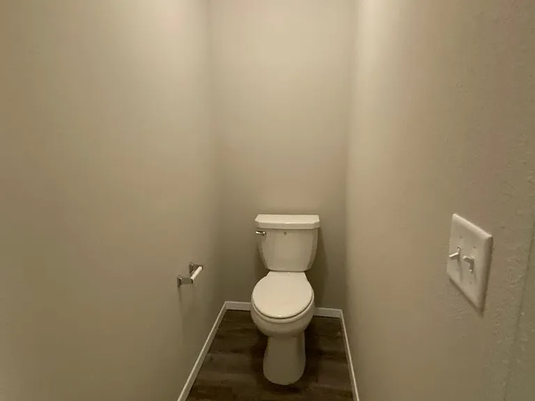 8104 Dogwood Dr — Photo 16