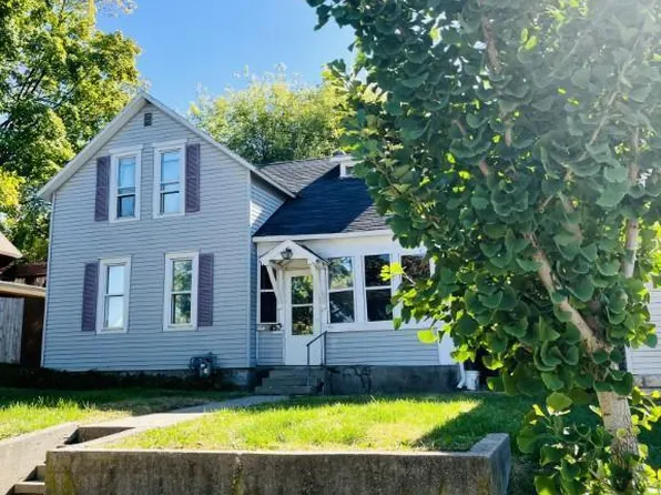 453 N 6th St, Mankato, MN 56001