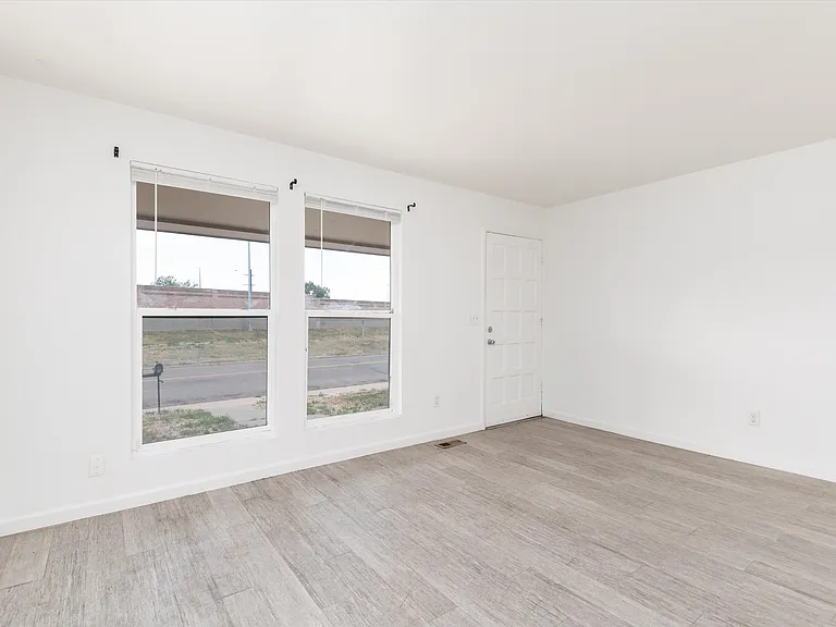 2280 Billings St — Photo 6