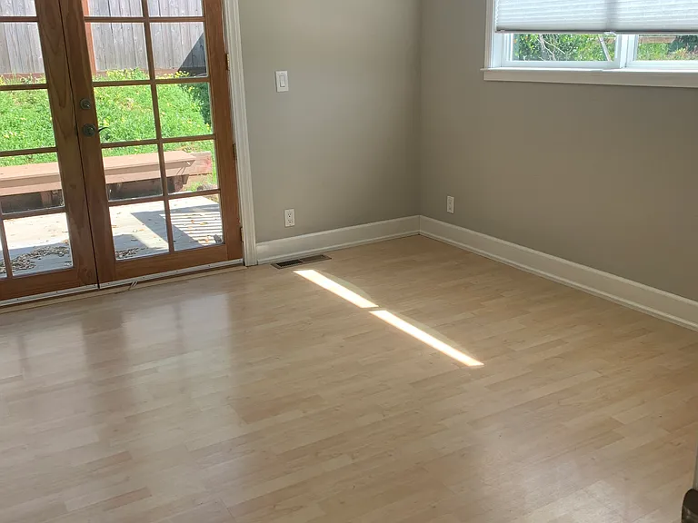 120 Villa Ave #B — Photo 2