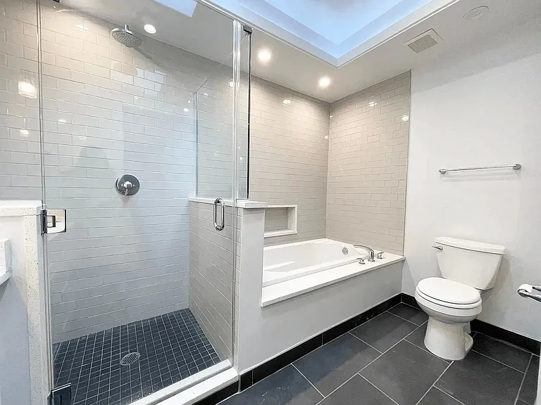 1334 N 7th St #2R — Photo 23