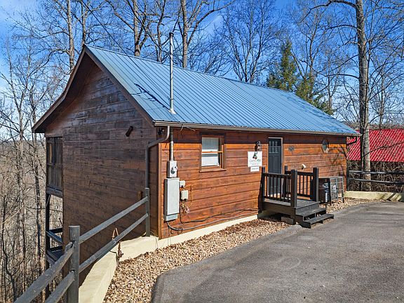 3rd image of 1235 Annes Rd