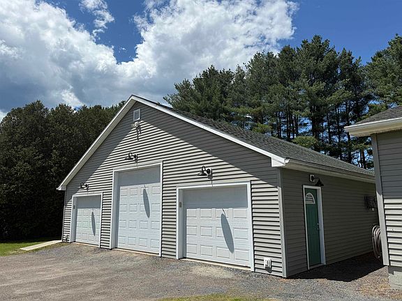 3rd image of 41 Houle Avenue