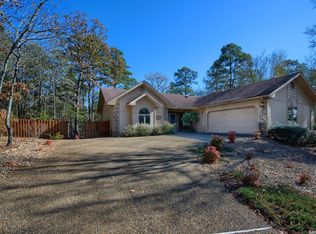 2 Ermalinda Ln, Hot Springs Village, AR 71909