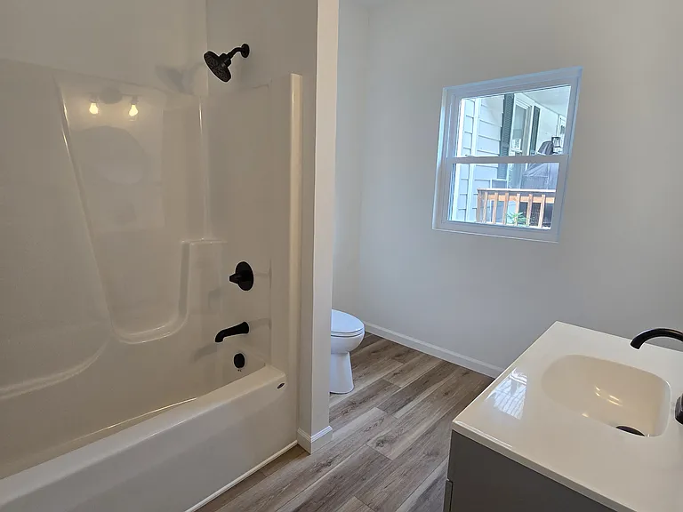817 E Bowman St #1 — Photo 2