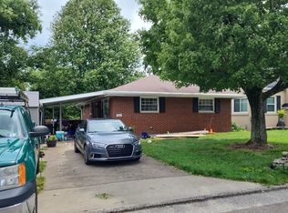 3014 Ridgeview Dr, South Charleston, WV 25303