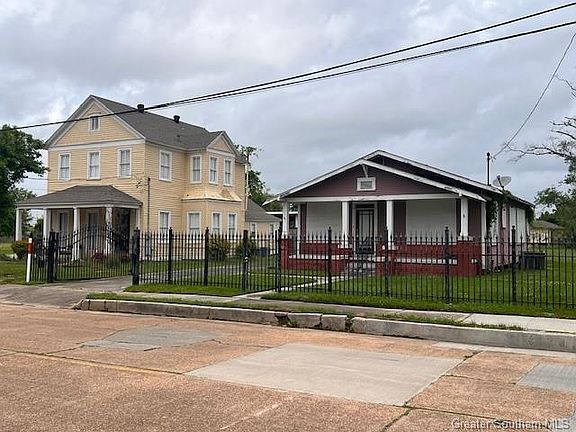 2nd image of 517 Pryce St