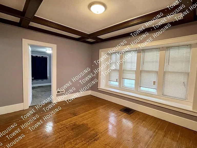 640 Magee Ave #1 — Photo 6