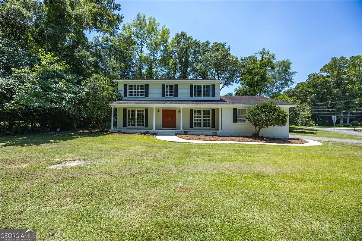 3096 Stuart Dr photo 1