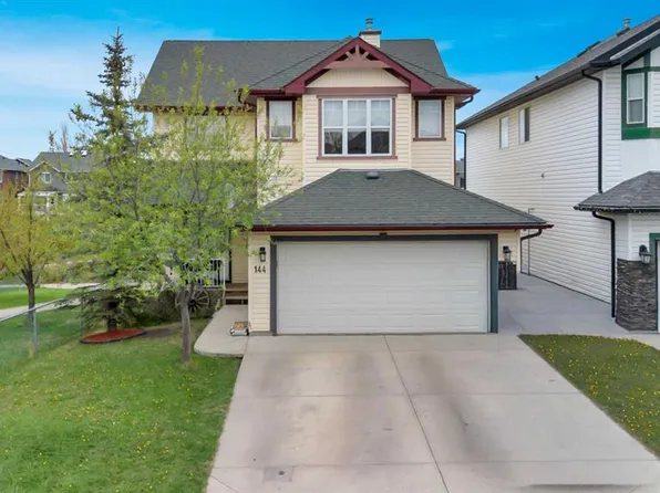 144 W Bayside Point SW, Airdrie, AB T4B 2X3