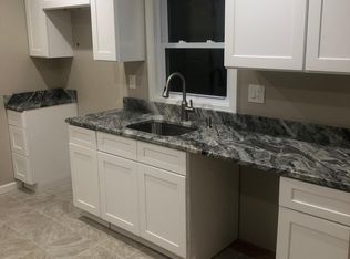 668 Cooper St, Agawam, MA 01001