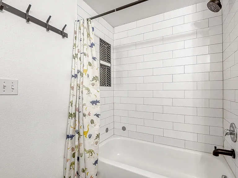 1623 Saint Paul St #310 — Photo 12