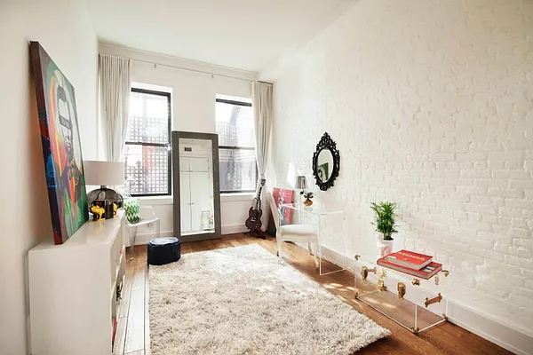 Sold by Town Residential | media 20