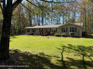 53 Hemlock Dr, Spring Brook Township, PA 18444