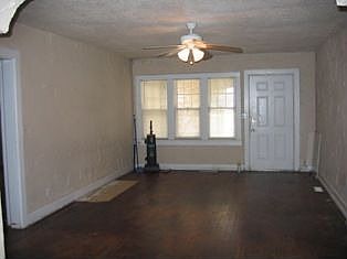 Living rm. hardwood floors