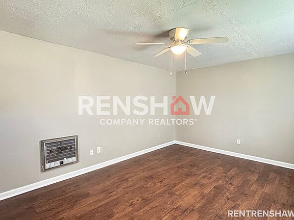 2nd image of 23 Navy Cir