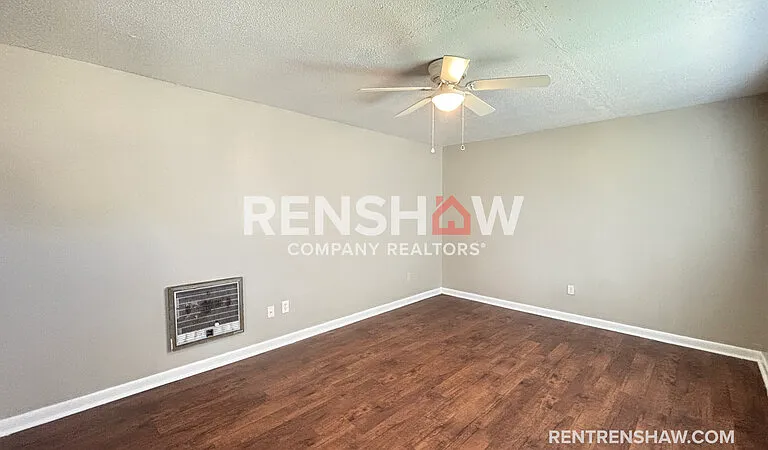 23 Navy Cir — Photo 2