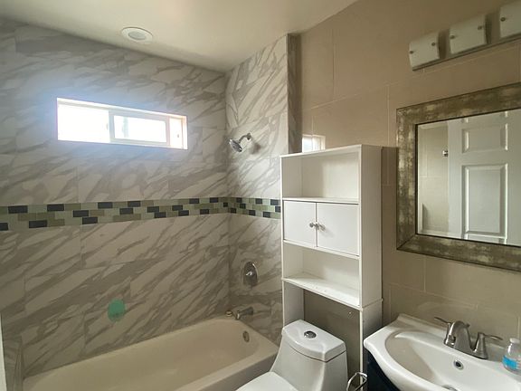 2nd image of 105 1/2 Poe St #5