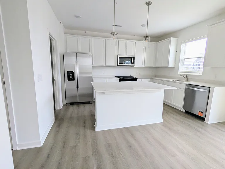 15014 Askeaton Pl — Photo 3