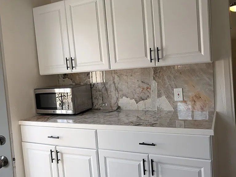 1853 Mann St #4 — Photo 11
