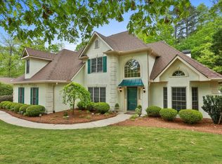 110 Stoneacre Curv, Peachtree City, GA 30269