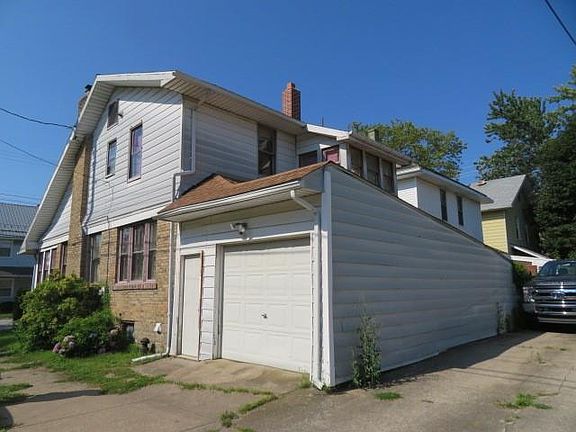 2nd image of 613 W 29th St