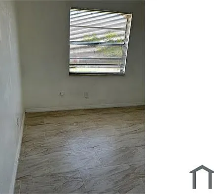 1051 E Patrick Cir — Photo 11