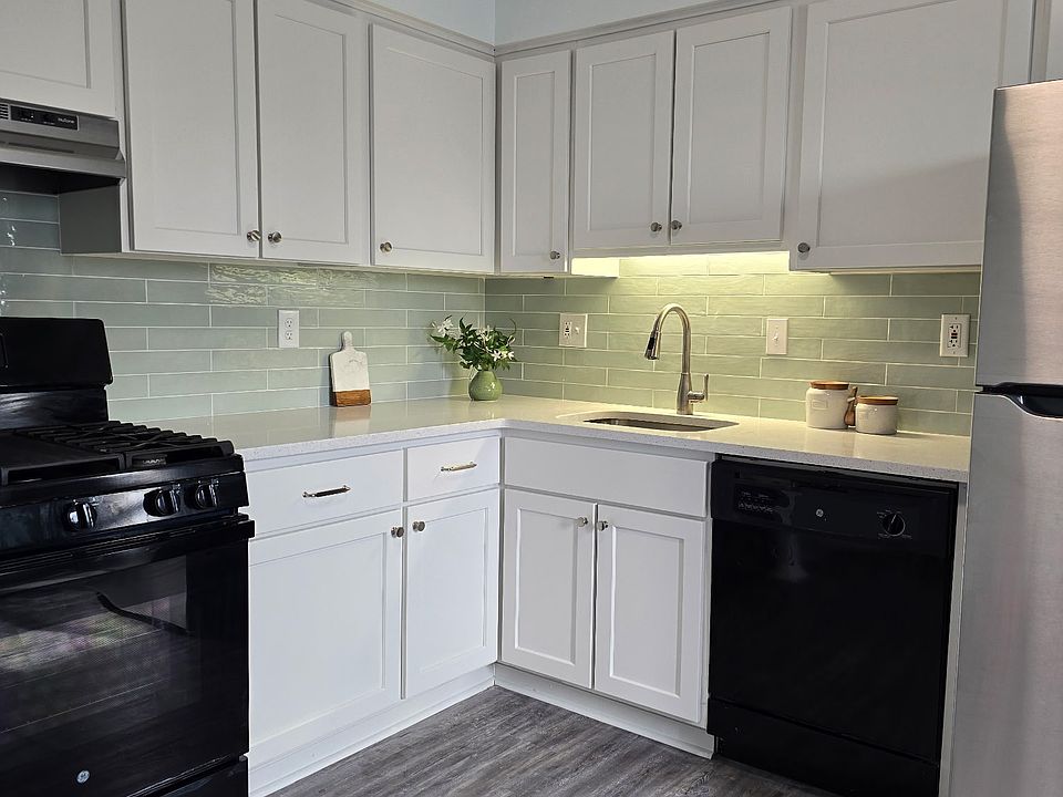 1st image of 108 Seaside Ave Unit H