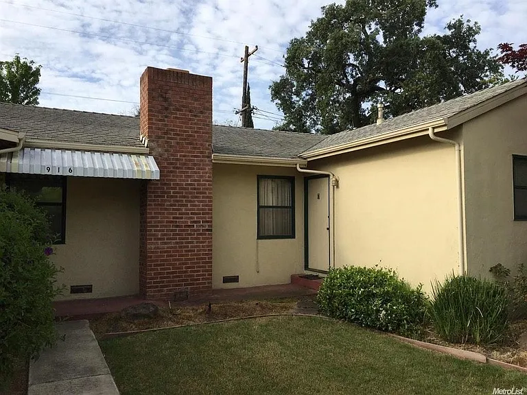 916 W Mendocino Ave — Photo 3