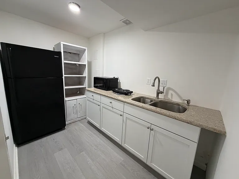 16603 Reservoir Loop #BASEMENT — Photo 4