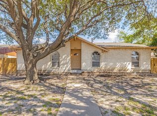 4426 Mayflower Dr, Garland, TX