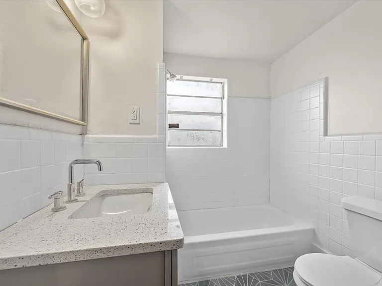 Downstairs full bathroom