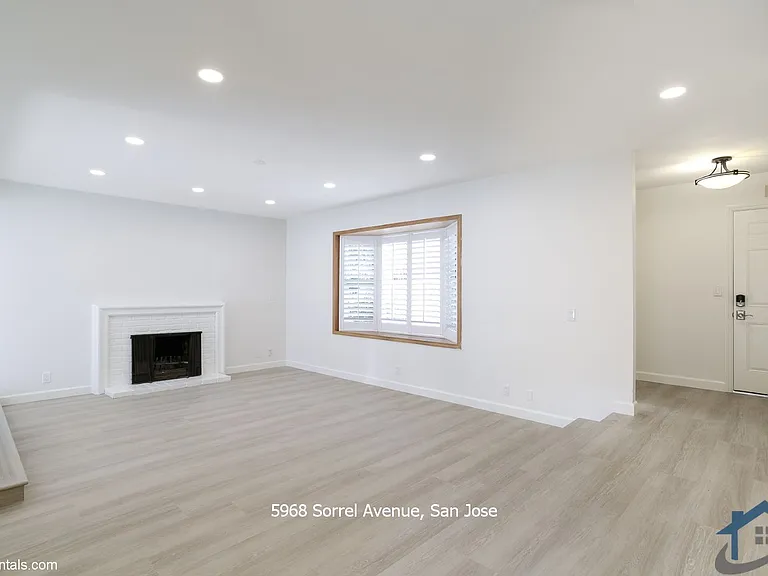 5968 Sorrel Ave — Photo 6