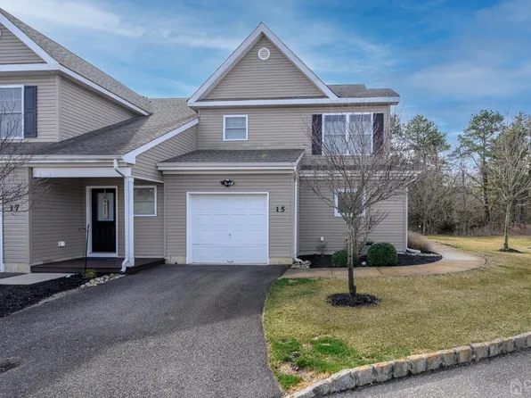 15 Wiley Way, South Toms River, NJ 08757