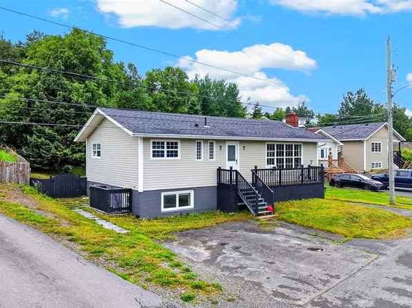 27 Valley Road, Clarenville, NL A5A1Z8