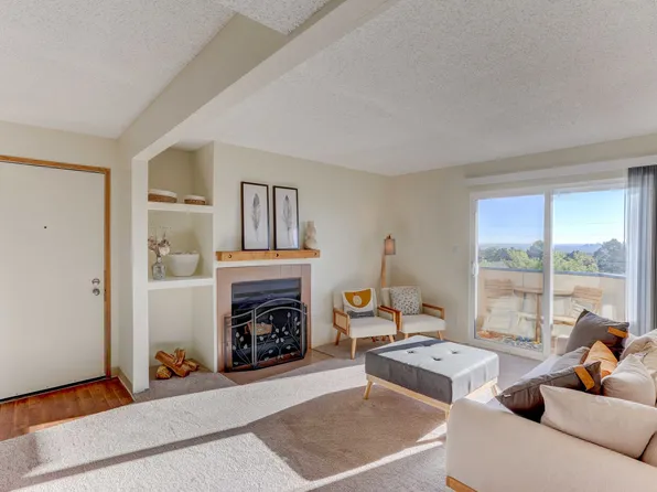 Americana Lakewood Apartments