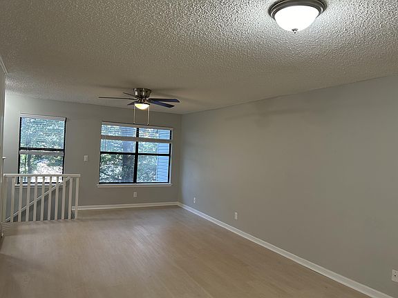 4th image of 1451 E Sequoyah Ct #1
