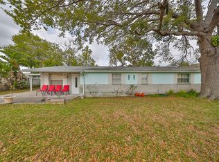 8416 Magnolia St, Gibsonton, FL 33534