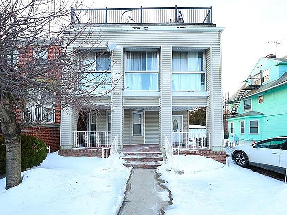 2nd image of 160 Bay 28 St