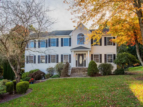 61 Kimberly Lane, Watertown, CT 06795