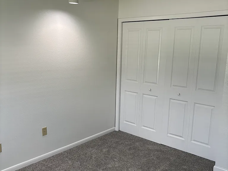 23217 Club Villas Dr — Photo 8
