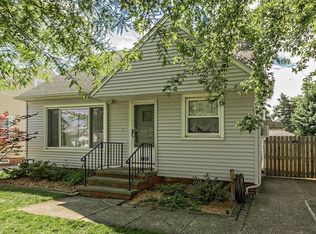 6107 Allanwood Rd, Parma, OH 44129