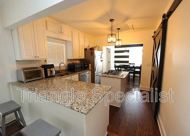 601 Dixie Trl — Photo 3