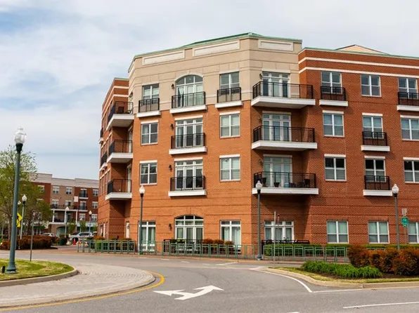 670 Town Center Drive #320, Newport News, VA 23606