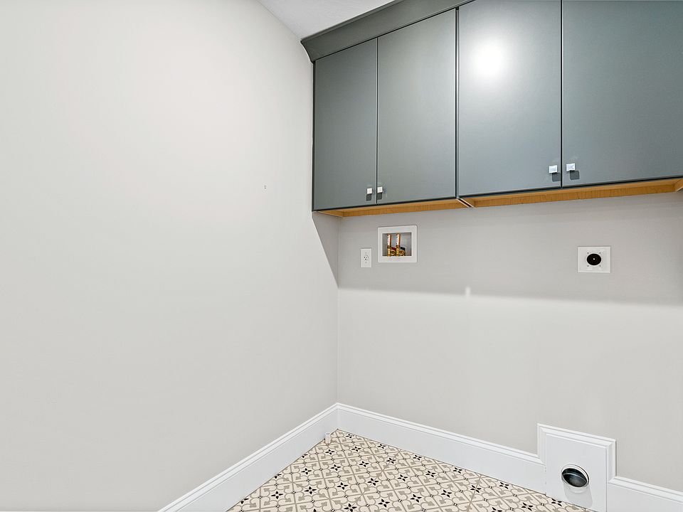 14 Granville Ln, Amesbury, MA 01913 Zillow