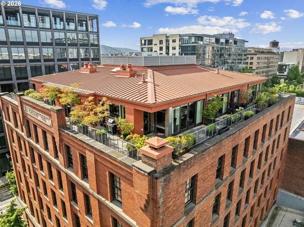 710 NW 13th Ave #Penthouse 2, Portland, OR 97209