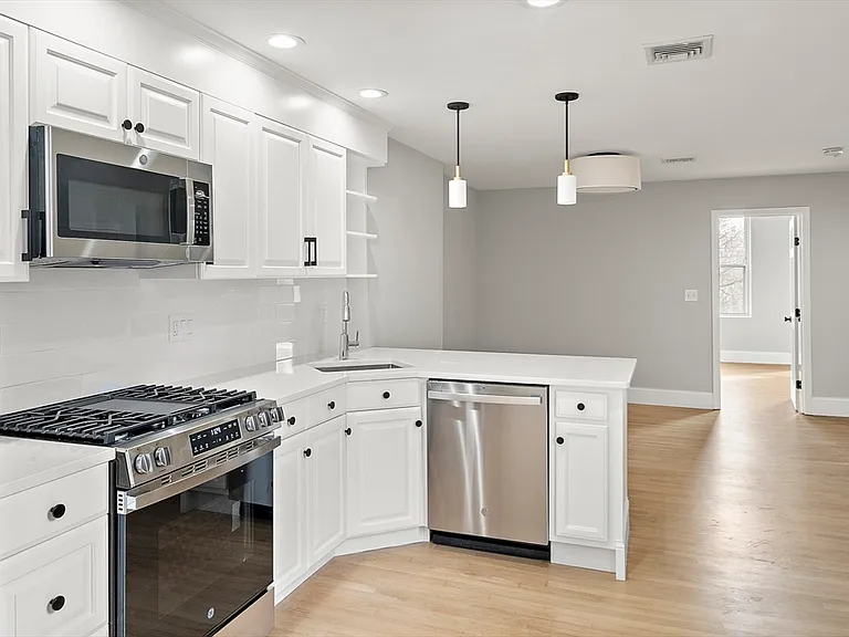 64 Trenton St #3 — Photo 10